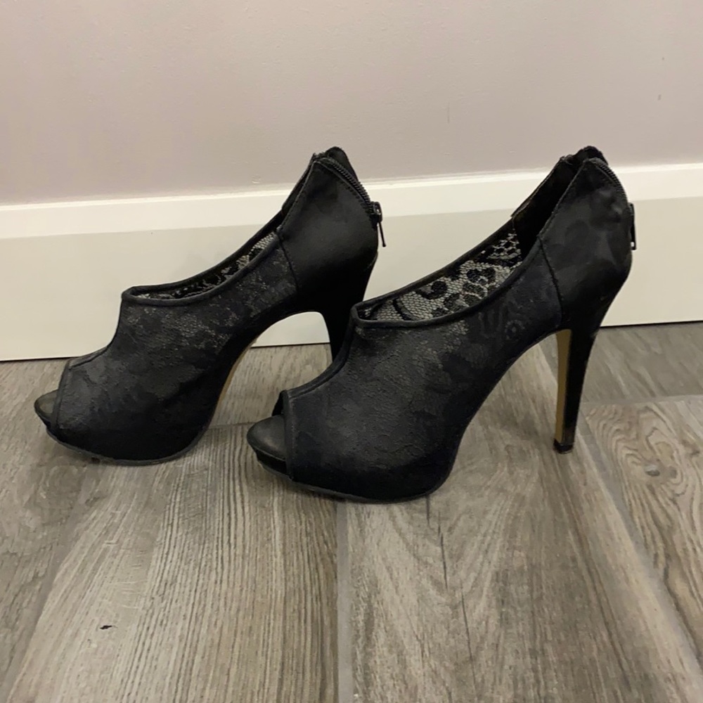 Black Aldo high heels
